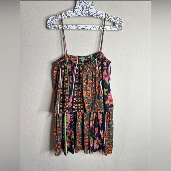 Farm Rio tier flower top size small - Picture 1 of 5